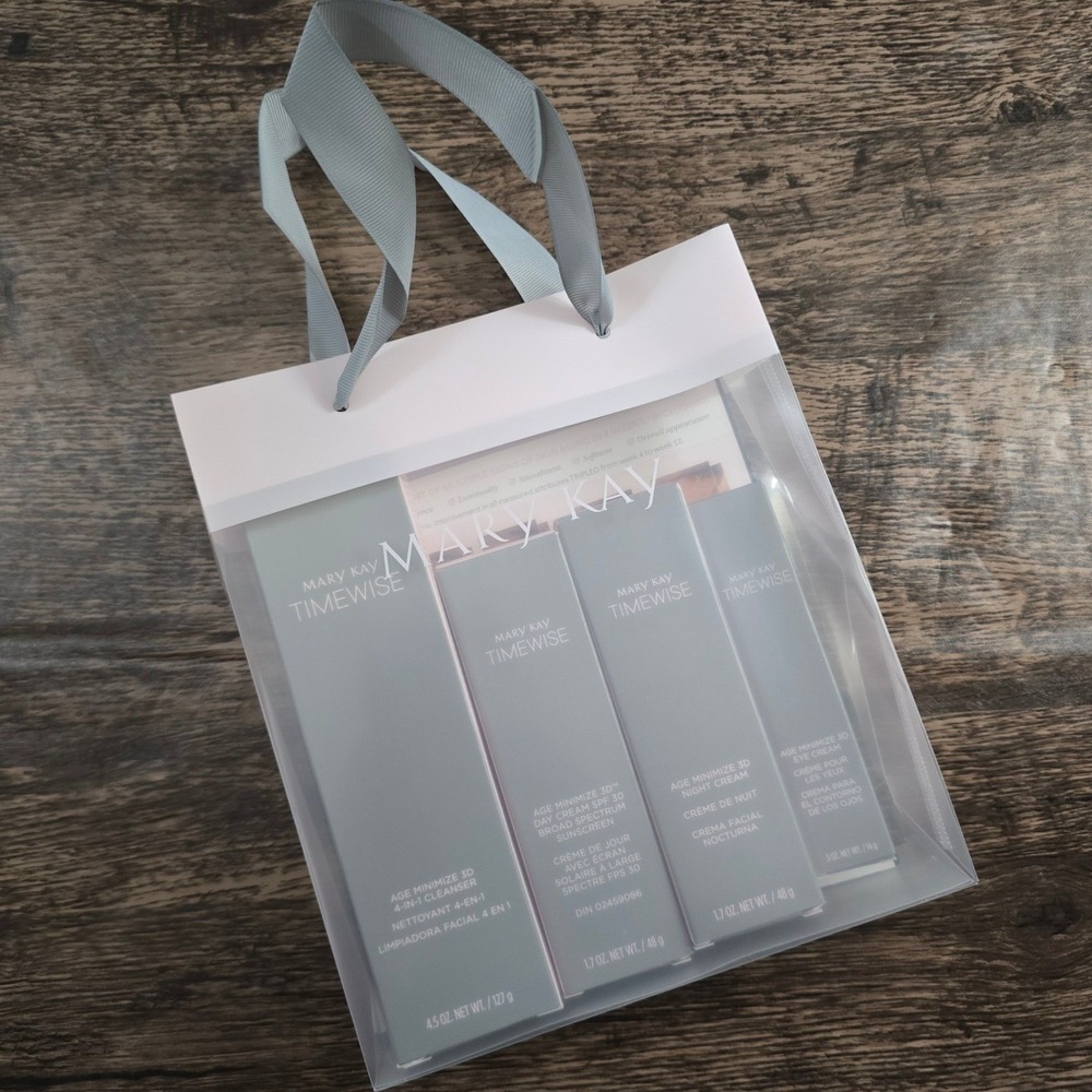 MARY KAY TimeWise Miracle Set 3D Women Full Size Multi NEW Skincare 4pc Gift Bag